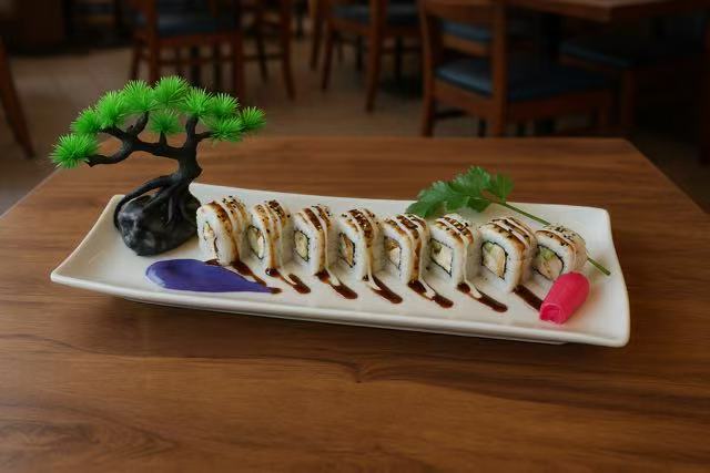 URAMAKI DE POLLO 8U